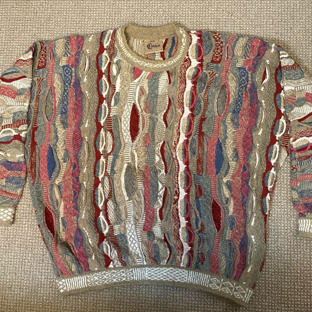 COOGI Classic crewneck sweater—VERY RARE